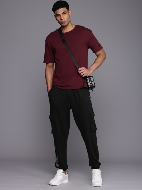 HRX by Hrithik Roshan Typography Printed Anti Odour Cargo Joggers - Image 4