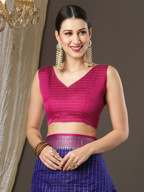 Anouk Checked Woven Design Zari Taant Saree - Image 7