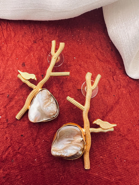 Sangria White Gold Plated Stone Studded Drop Earring