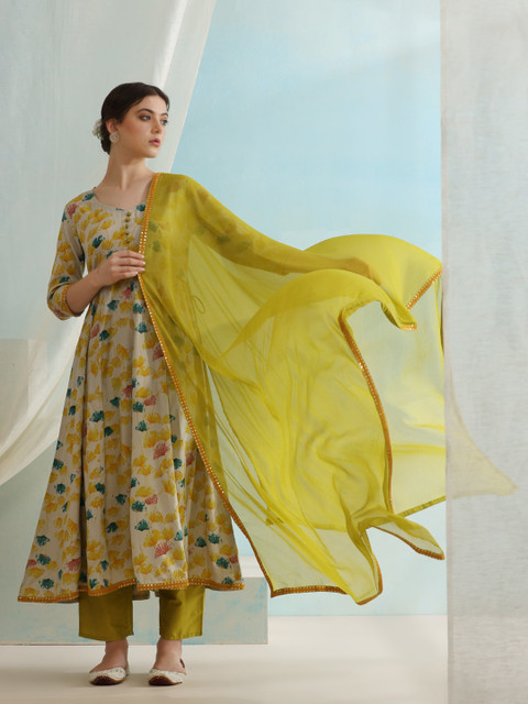 Khushal K Round Neck Floral Printed Anarkali Kurta with Palazzo & Dupatta - Image 5