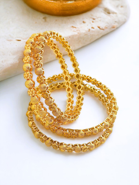 FEMMIBELLA Set Of 4 Gold-Plated Bangles