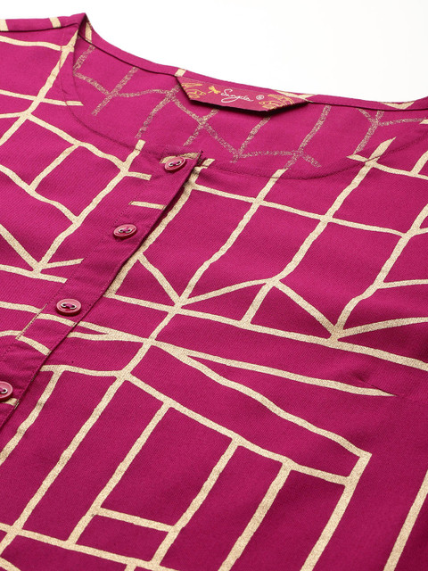 Sangria Geometric Foil Printed Puff Sleeve Kurta - Image 2