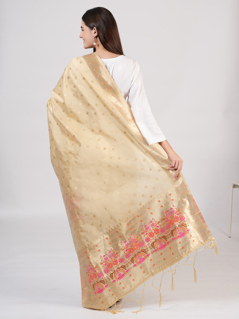 MUFFLY Ethnic Motifs Woven Design Paithani Banarasi Silk Dupatta with Zari - Image 4
