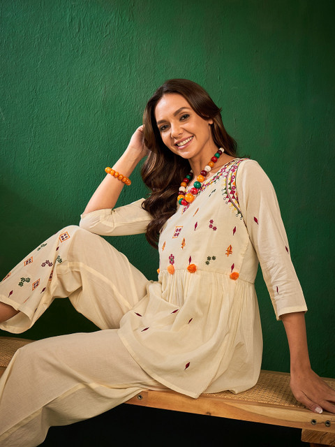 Sangria Embroidered Cotton Top With Palazzos Co-Ords - Image 7