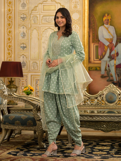 Stylum Green Ethnic Motifs Printed Empire Thread Work Kurti with Dhoti Pants & Dupatta - Image 4