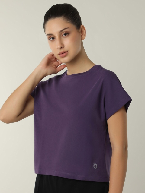 Amante Round Neck Extended Sleeves Cotton T-shirt - Image 3