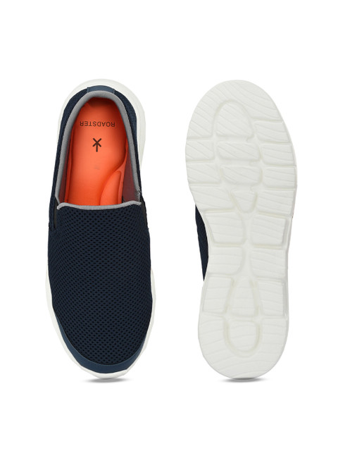 The Roadster Lifestyle Co. Men Slip-On Sneakers - Image 5