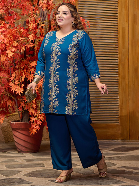 PrettyPlus by Desinoor.com Printed Plus Size V-Neck With Palazzos Co-Ords - Image 4