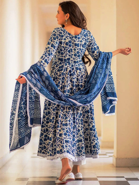 NEW STYLISH Floral Printed Regular Kurta with Trousers & Dupatta - Image 4