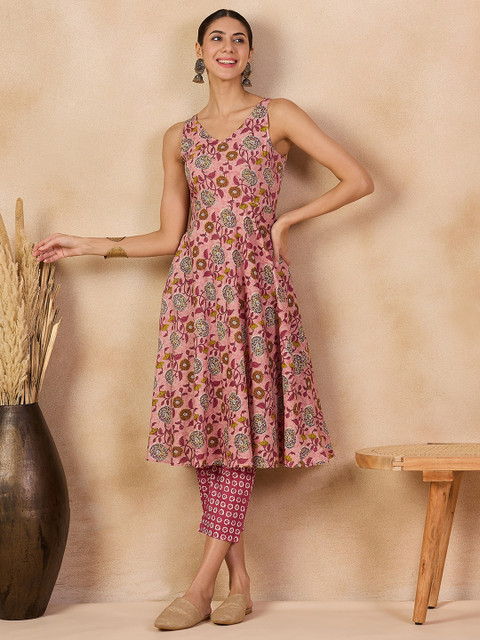 Anouk Pink Floral Printed V-Neck Regular Cotton A-Line Kurta With Trousers - Image 6