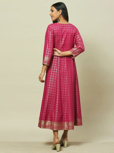 Rangriti Notched Neck Geometric Print A-Line Midi Dress - Image 5