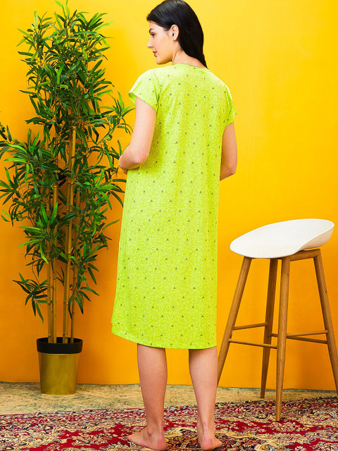 AV2 Printed Nightdress - Image 6