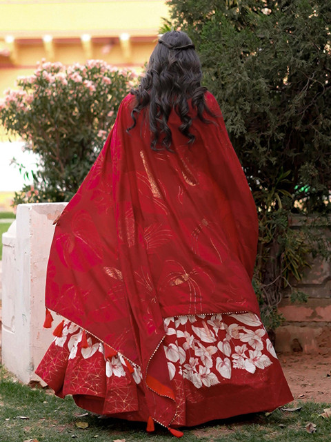 LOOKNBOOK ART Women Printed Foil Print Semi-Stitched Lehenga & Blouse With Dupatta - Image 4