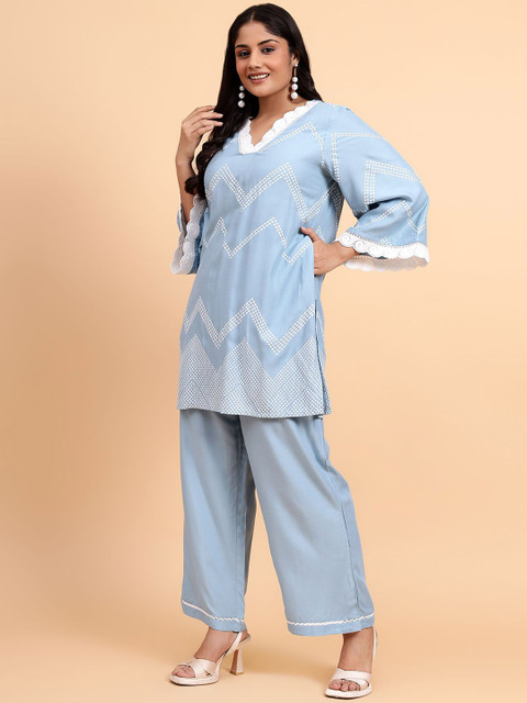 Bani Women Plus Size Geometric Printed V-Neck Tunic With Trousers Co-Ords - Image 3