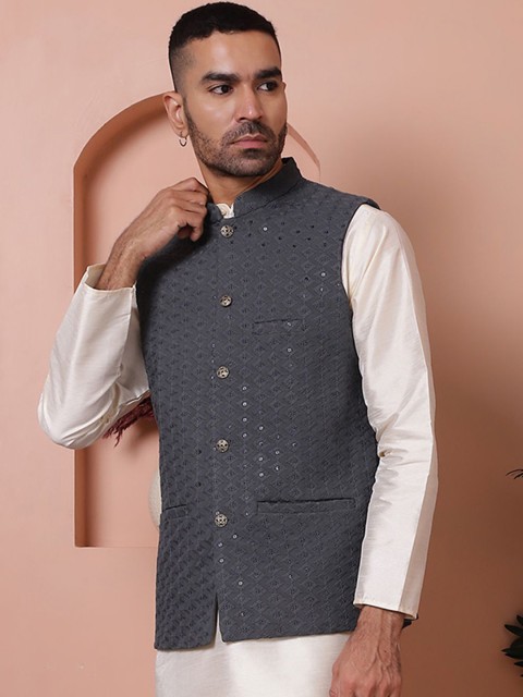 Anouk Embroidered Mandarin Collar Sequinned Nehru Jacket - Image 3