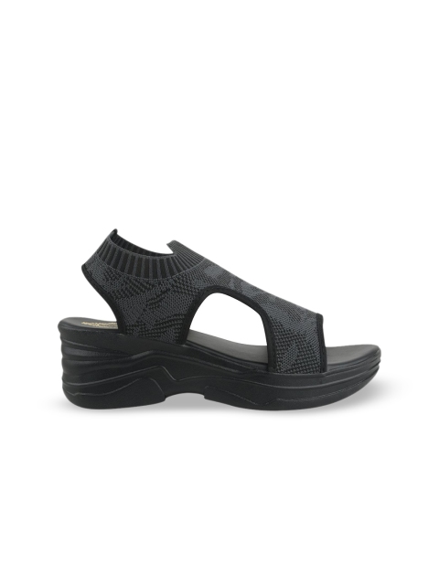 Shoetopia Textured Flatform Sandals with Laser Cuts - Image 4