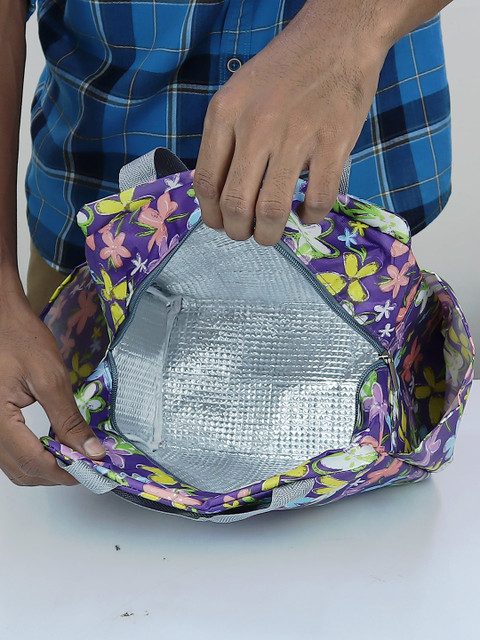 NFI essentials Printed Lunch Bag Travel Accessory - Image 4