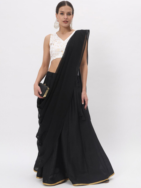 studio rasa Floral Printed V-Neck Crop Top - Image 6