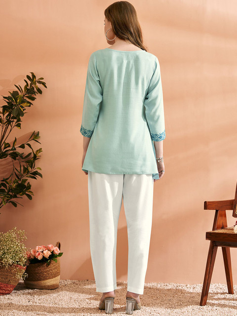 Anouk X fwd Women Embroidered Tie-Up Neck Republic Day Republic Day Kurta - Image 5