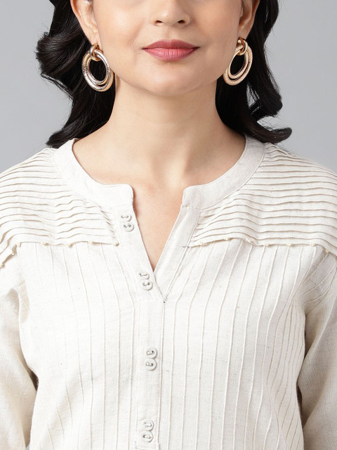 Neemiya Women Checked Thread Work Kurta - Image 2