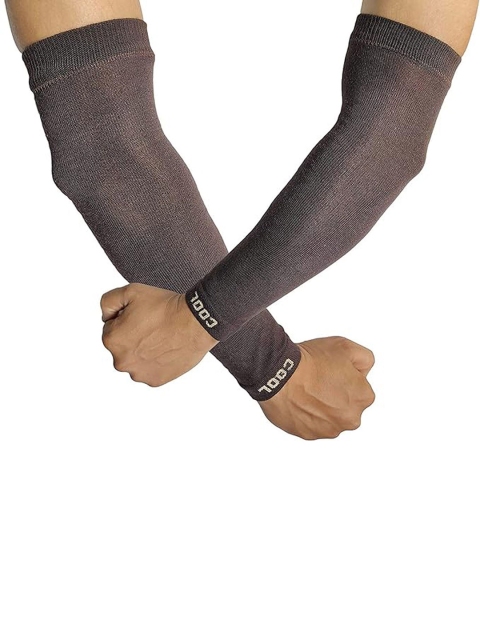 Aadikart Unisex Fingerless Gloves - Image 5