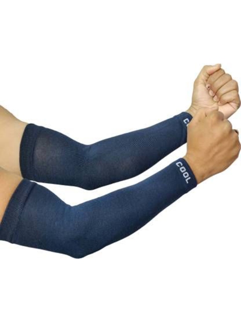 Aadikart Unisex Pack of 4 Fingerless Gloves - Image 2