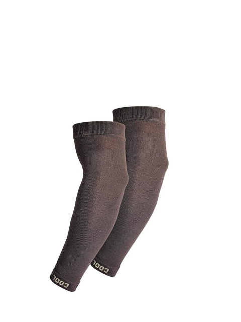 Aadikart Unisex Fingerless Gloves - Image 3