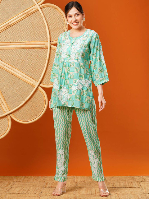 ADA Plus Size Ethnic Motifs Printed Round Neck Embroidered Tunic with Trousers - Image 3