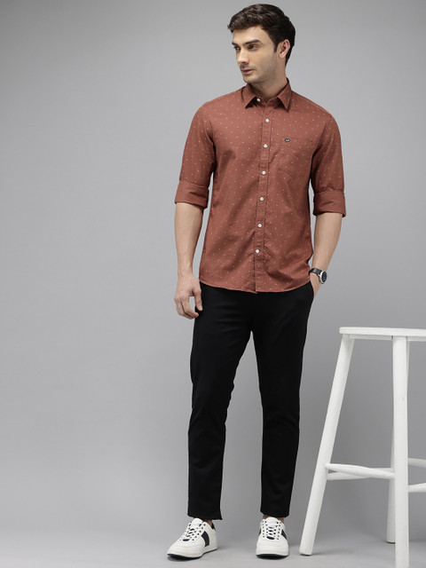 Arrow Sport Pure Cotton Slim Fit Floral Micro Or Ditsy Printed Casual Shirt - Image 6