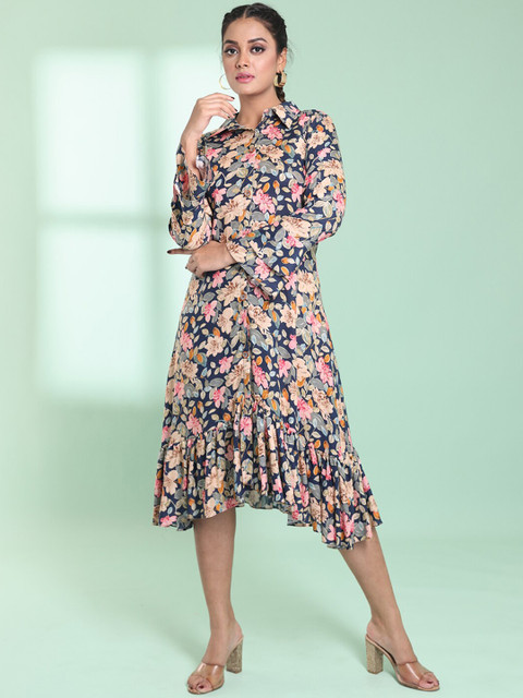 Charukriti Plus Size Floral Printed A-line Dress