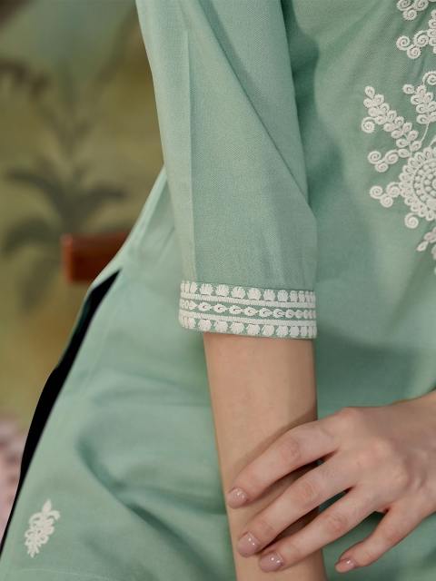 Anouk Ethnic Motifs Embroidered Kurti - Image 7