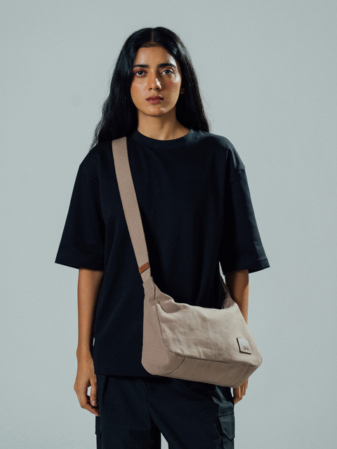 DailyObjects Shopper Handheld Bag with Bow Detail