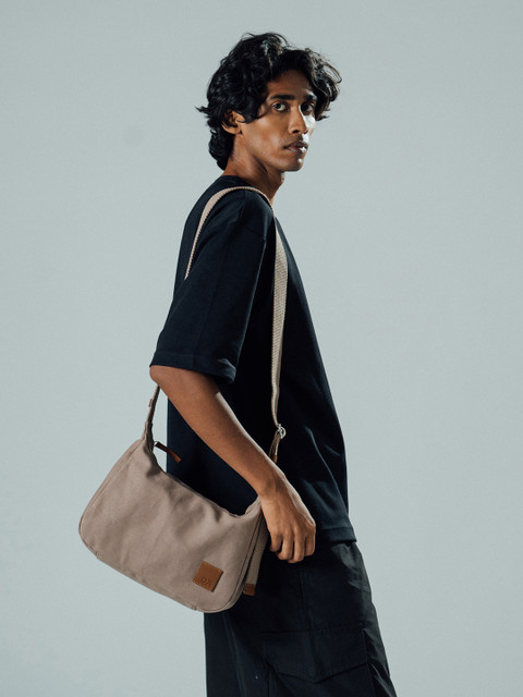 DailyObjects Shopper Handheld Bag with Bow Detail - Image 7