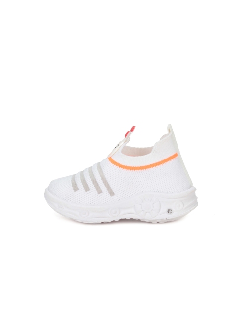 Lil Lollipop Kids Round Toe Musical Chu Chu Sneakers - Image 5