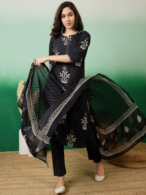 Sangria Notch Neck Printed Pure Cotton Kurta With Trousers & Dupatta - Image 6