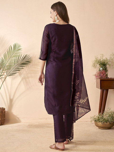 Anouk Violet Ethnic Motifs Embroidered Sequined Straight Kurta with Trousers & Dupatta - Image 5