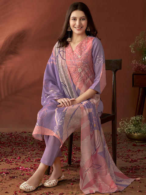 Anouk Lavender Floral Embroidered Beads & Stones Linen Kurta with Trousers & Dupatta - Image 6