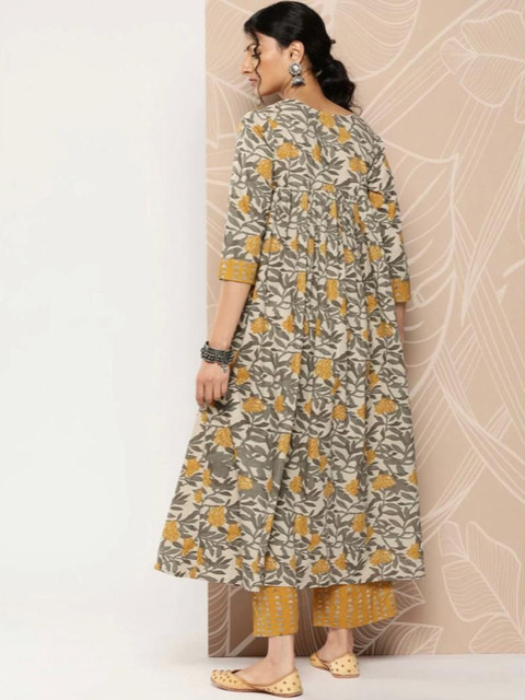 AAFAMI Floral Printed Tie Up Neck Regular Anarkali Kurta With Palazzos - Image 5