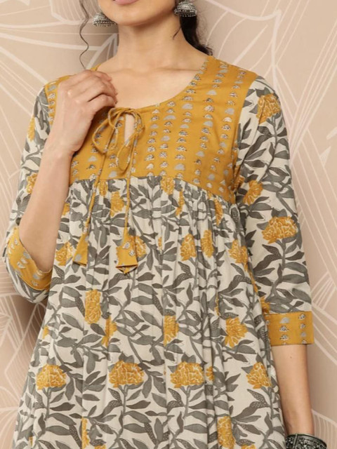 AAFAMI Floral Printed Tie Up Neck Regular Anarkali Kurta With Palazzos - Image 2