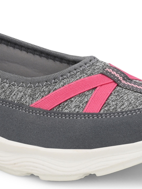 HRX by Hrithik Roshan Women Textile Walking Shoes - Image 6