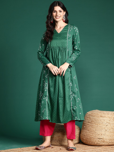 Sangria Women Printed Regular Kurta with Trousers
