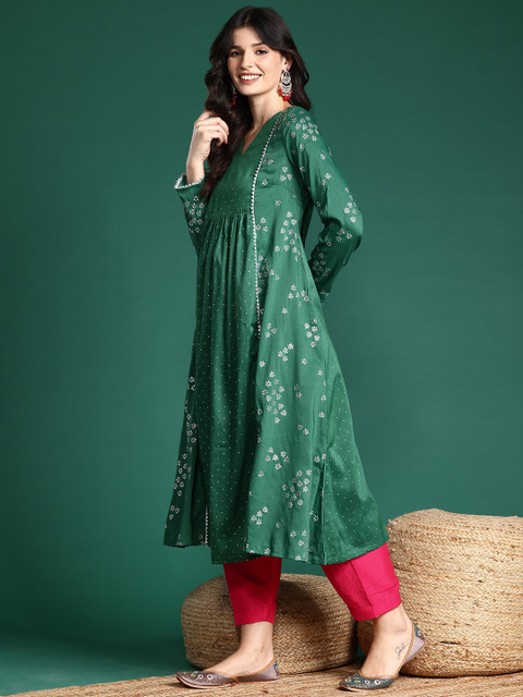 Sangria Women Printed Regular Kurta with Trousers - Image 5