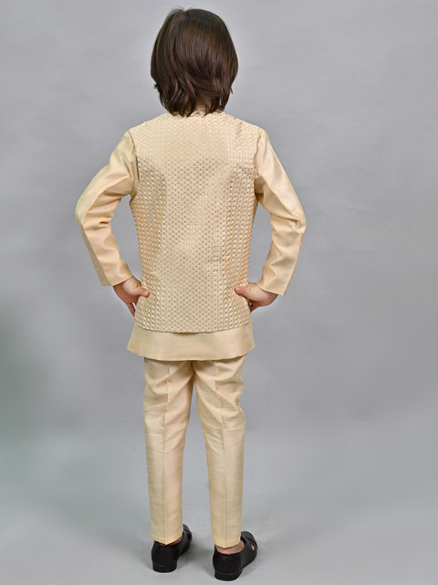ahhaaaa Boys Embroidery Sherwani Set - Image 4
