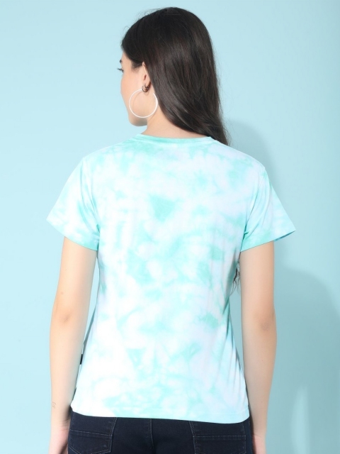 Crimsoune Club Women Varsity Printed V-Neck Monochrome Pockets Slim Fit T-shirt - Image 5