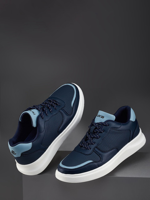 Duke Men Textured Sneakers