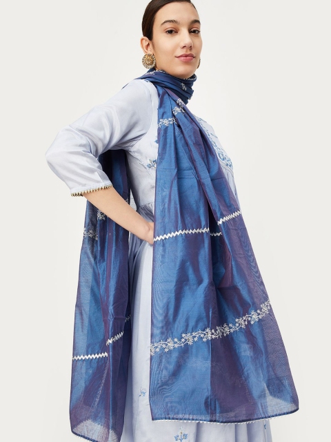 max Embroidered Dupatta - Image 3