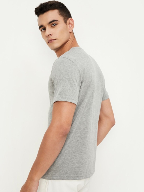 max Men Pack of 2 Solid Cotton T-shirt - Image 5