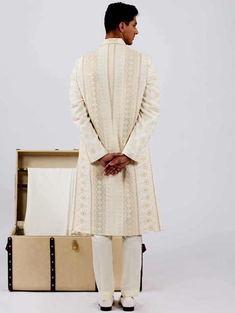 Agrajain Men Embroidered Mansingh Sherwani Set - Image 3