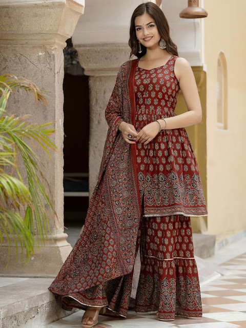 Nayo Ethnic Motifs Printed Sweetheart Neck Pure Cotton Kurta with Sharara & Dupatta