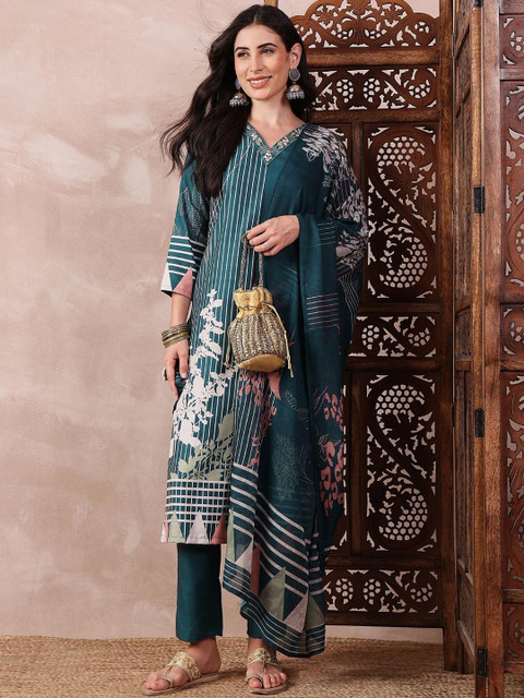 KALINI Abstract Printed Thread Work Straight Kurta with Trousers & Dupatta - Image 2